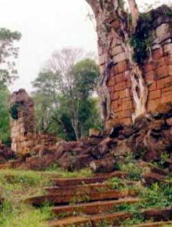  Ruinas Jesuíticas de Nuestra Señora de Santa Ana